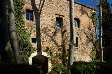 Gala Dalí Castle facade
