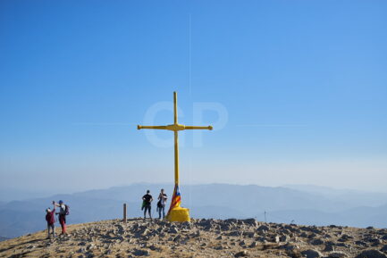 The Taga Mountain Peak cross