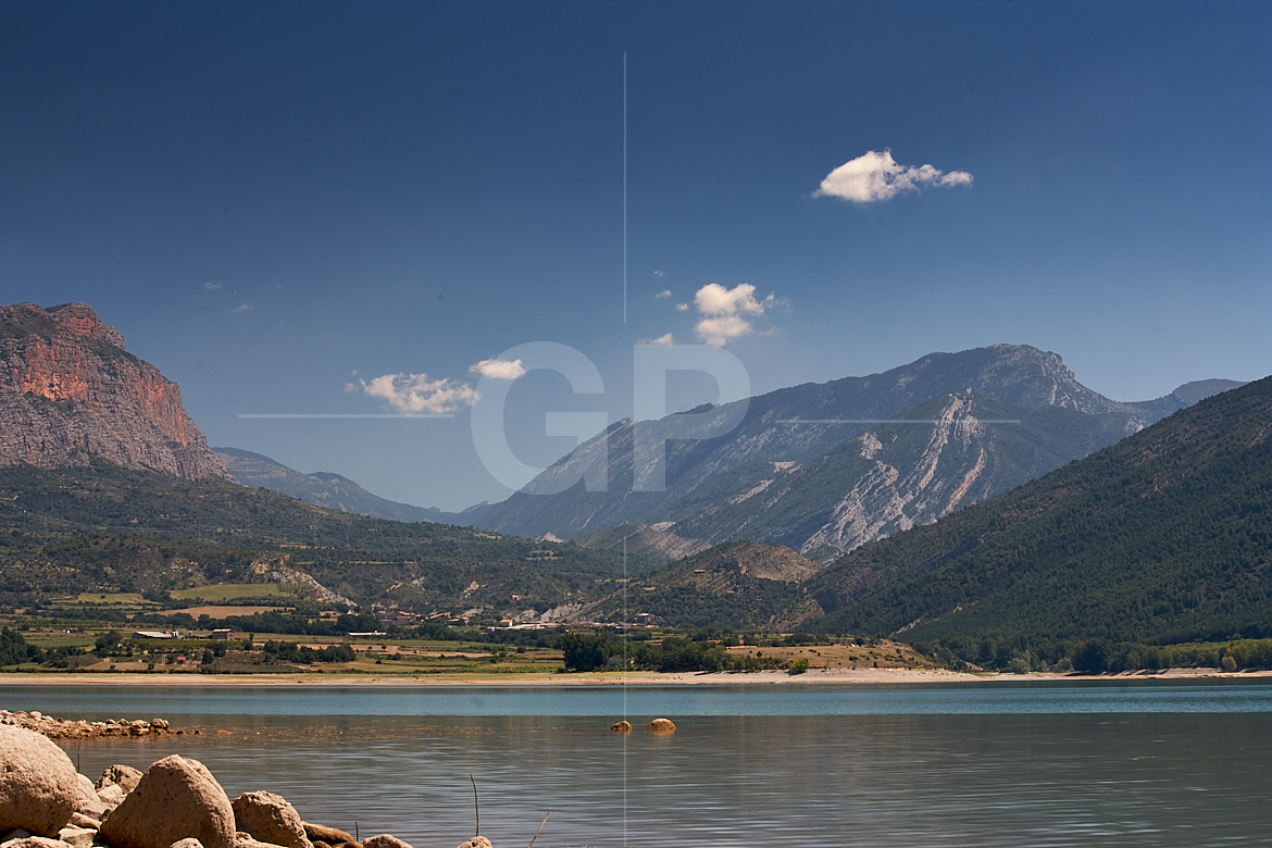 Sant Antoni reservoir's horizontal composition Sant Antoni reservoir's horizontal composition